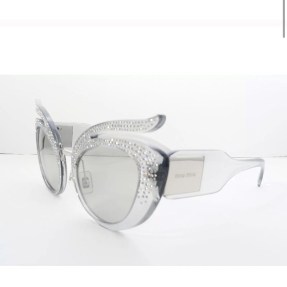 Miu Miu Sunglasses Grey Frame 04T Miu Miu Sunglasses Grey Frame 04T main image 2